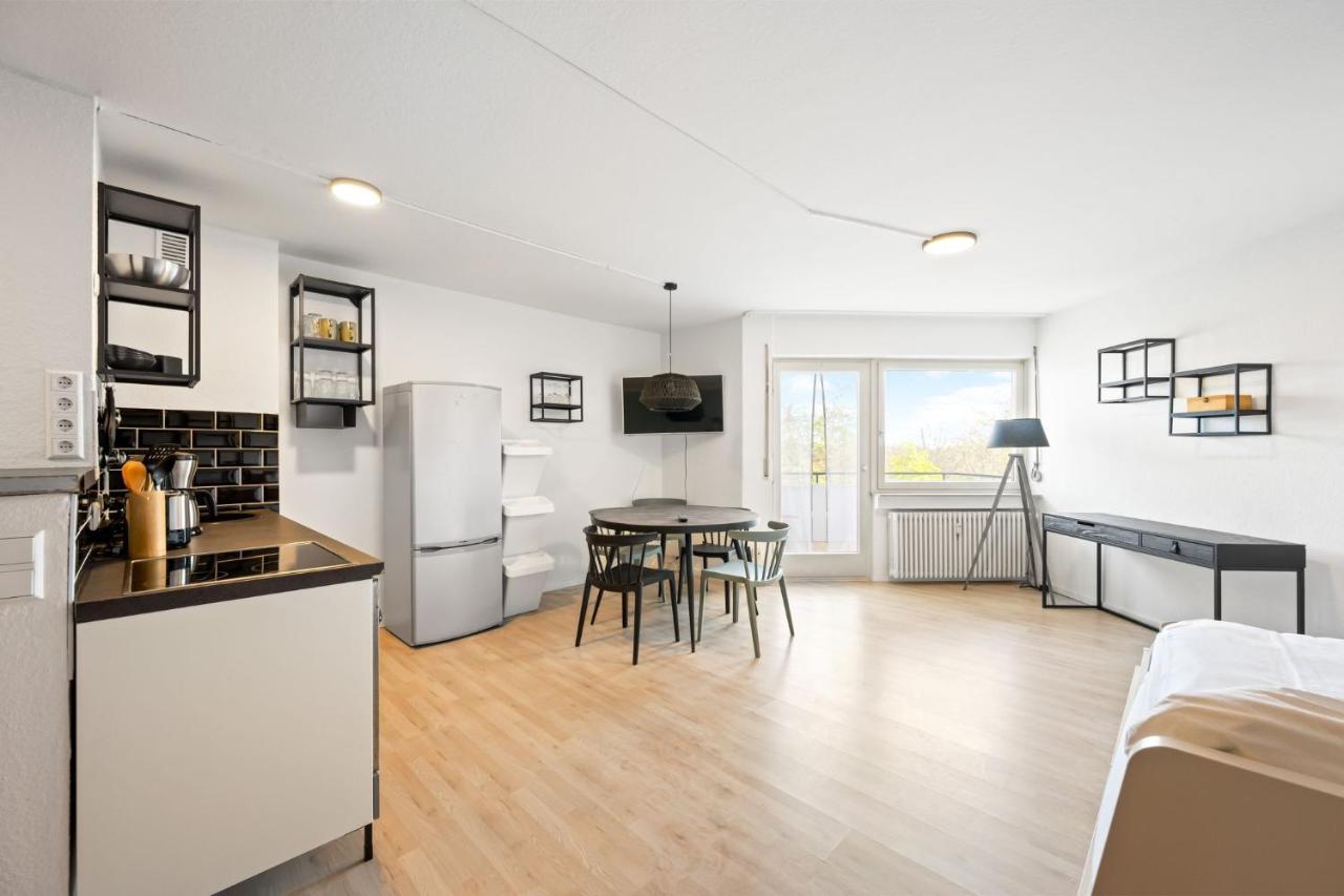 Sali Homes - Fewo Bluehendes Barock ルートヴィヒスブルク エクステリア 写真