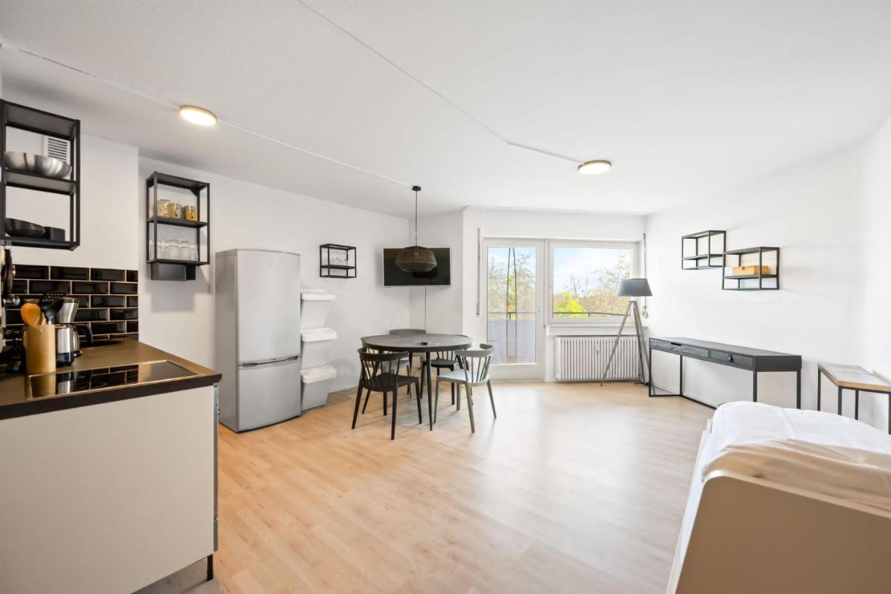 Sali Homes - Fewo Bluehendes Barock ルートヴィヒスブルク エクステリア 写真
